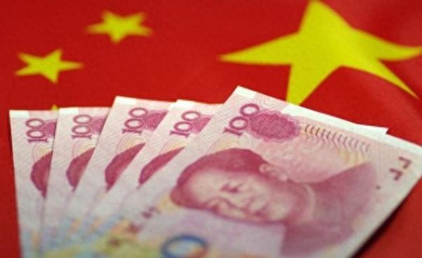 道正网配资 人民币崛起！美元地位受冲击，结算占比首超美元